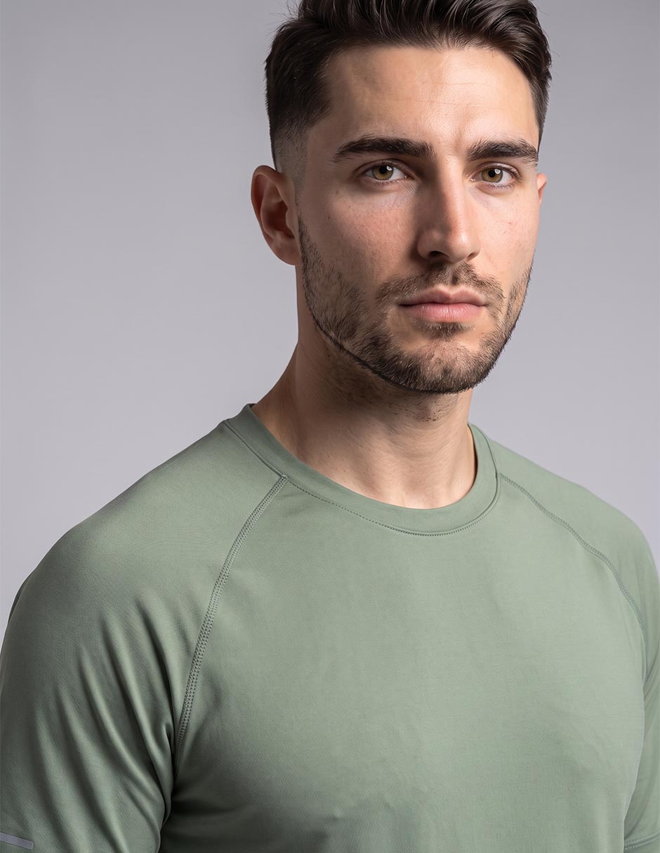Playera deportiva para correr de hombre 2