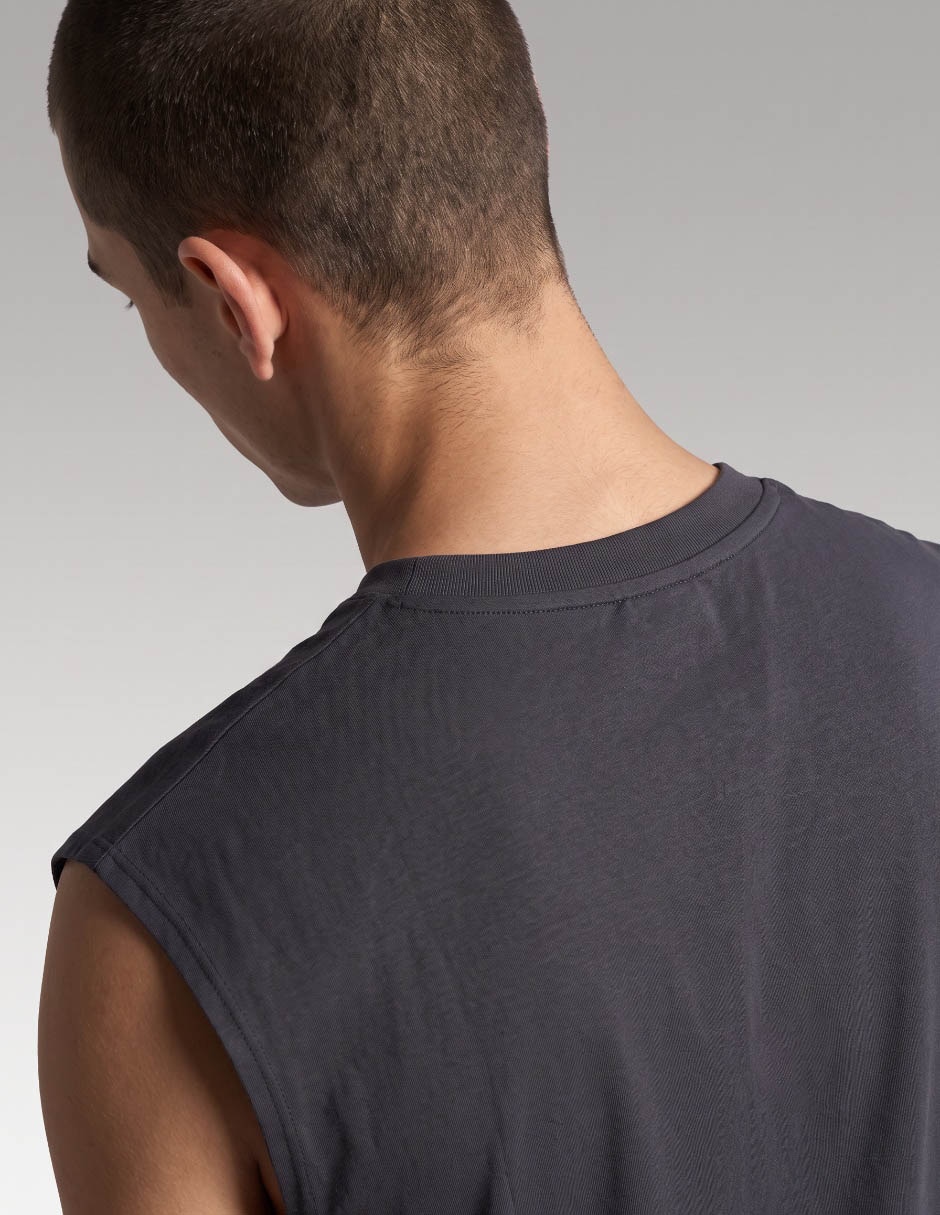 Playera deportiva para entrenamiento de hombre 4