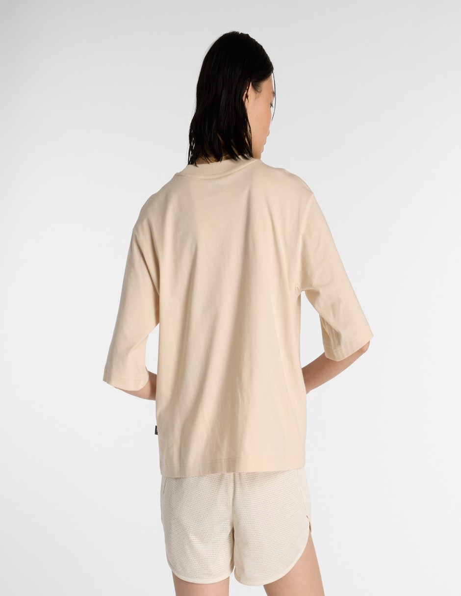 Playera deportiva casual New Balance de mujer