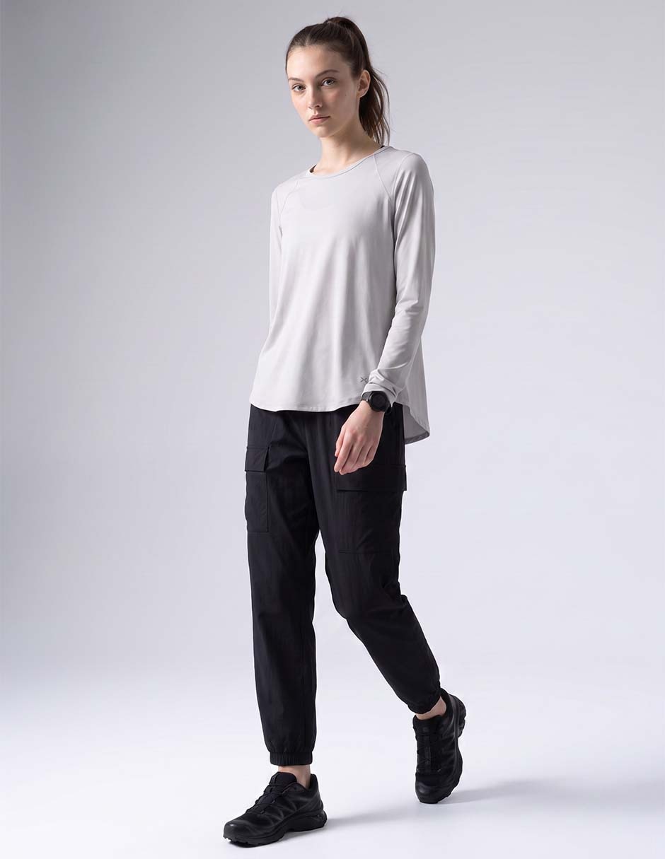 Playera deportiva para outdoor de mujer 3