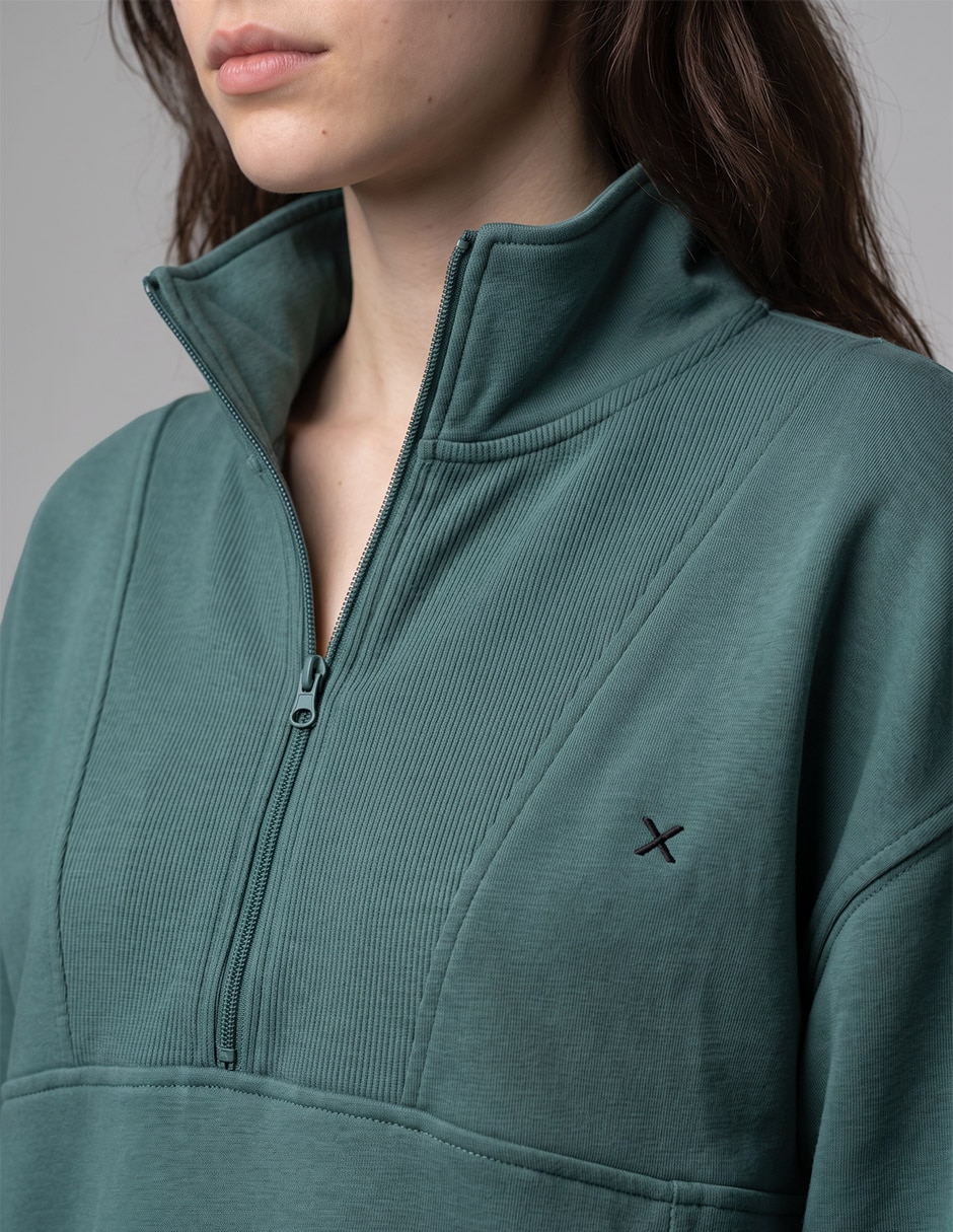 Conjunto deportivo con jareta para mujer 6