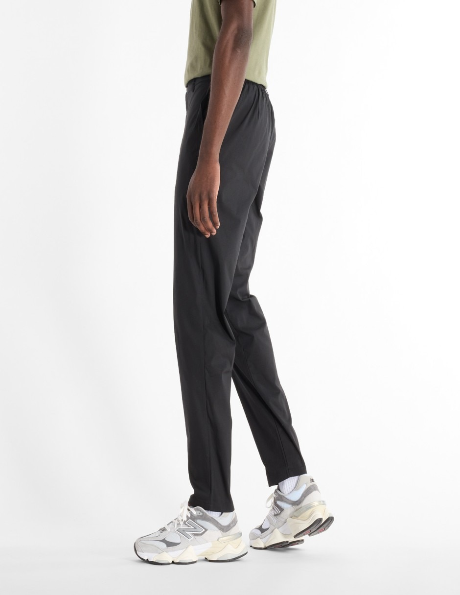 Pantalón para hombre 9