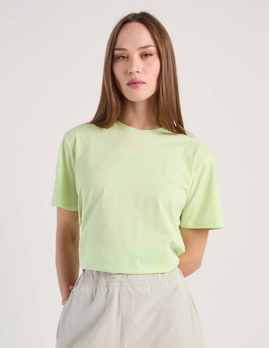 Playera deportiva para outdoor de mujer 1