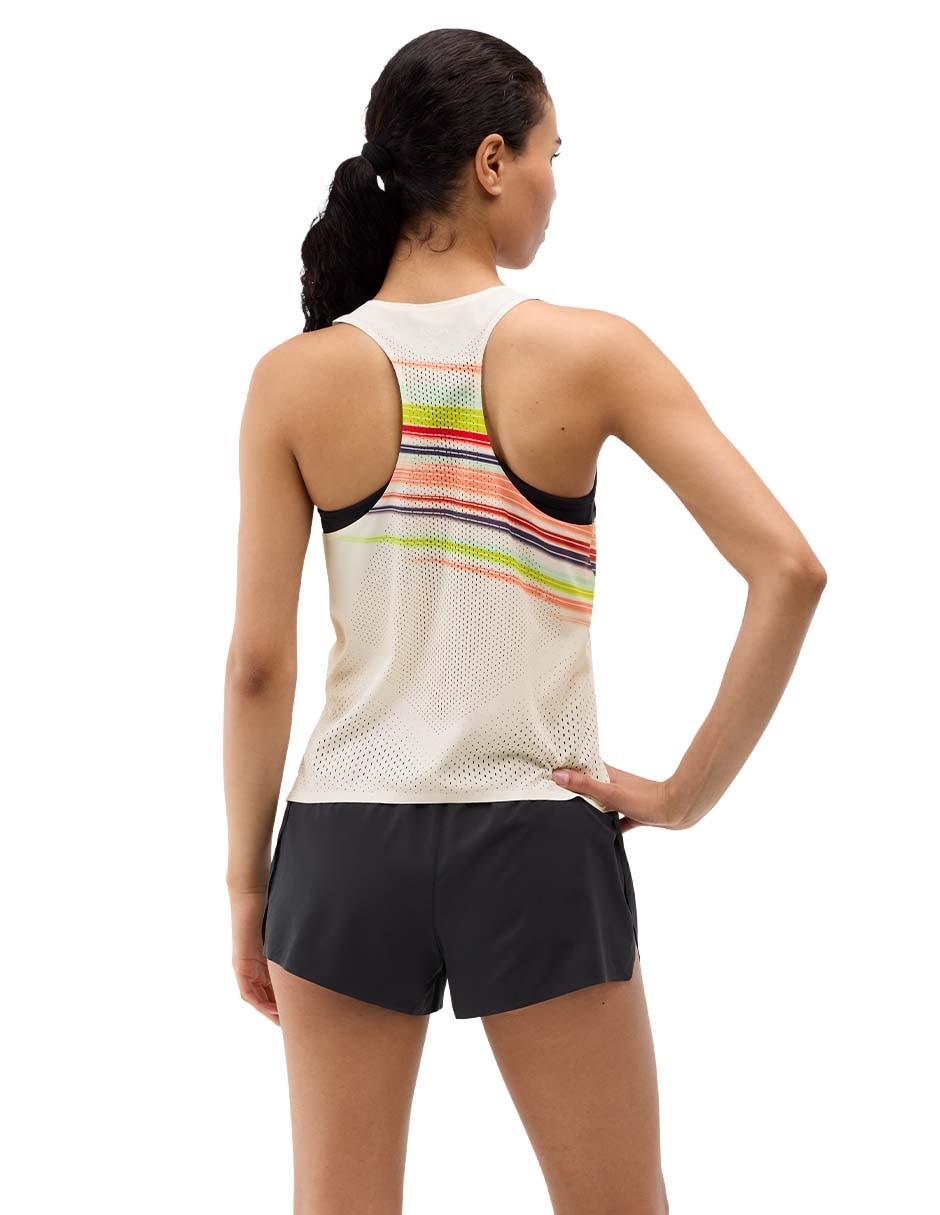 Playera deportiva para correr de mujer 7