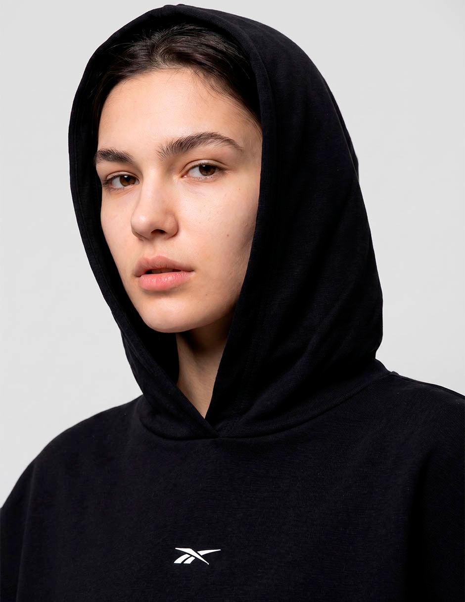 Playera con capucha para mujer 3