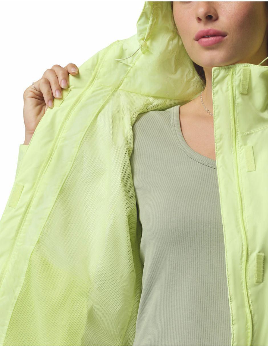 Chamarra para senderismo SS26 de mujer 2