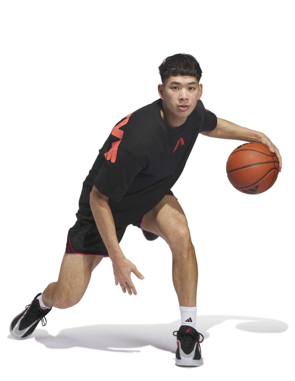 Short adidas con bolsillos para básquetbol hombre