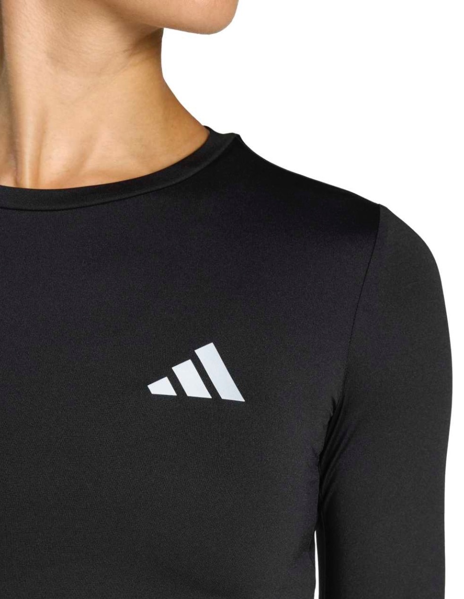 Playera deportiva para correr de mujer 6