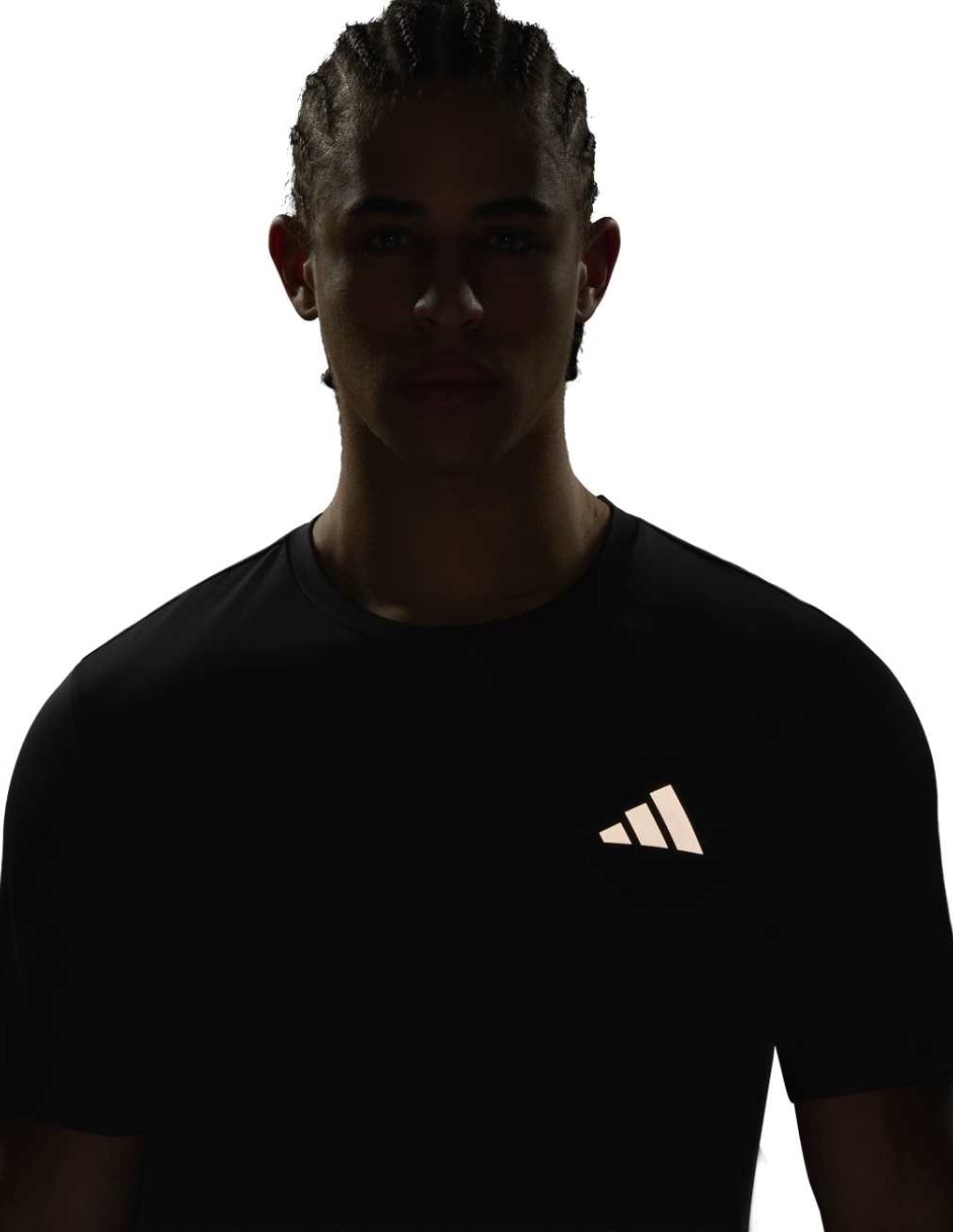 Playera deportiva para correr de hombre 8