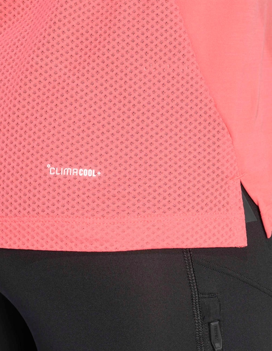Playera deportiva para trail de mujer 4