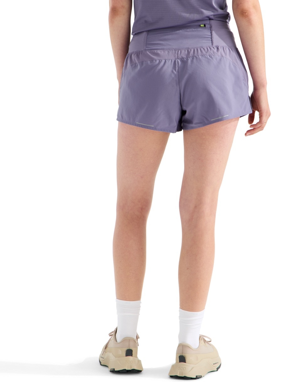 Short con bolsillos para entrenamiento mujer 4