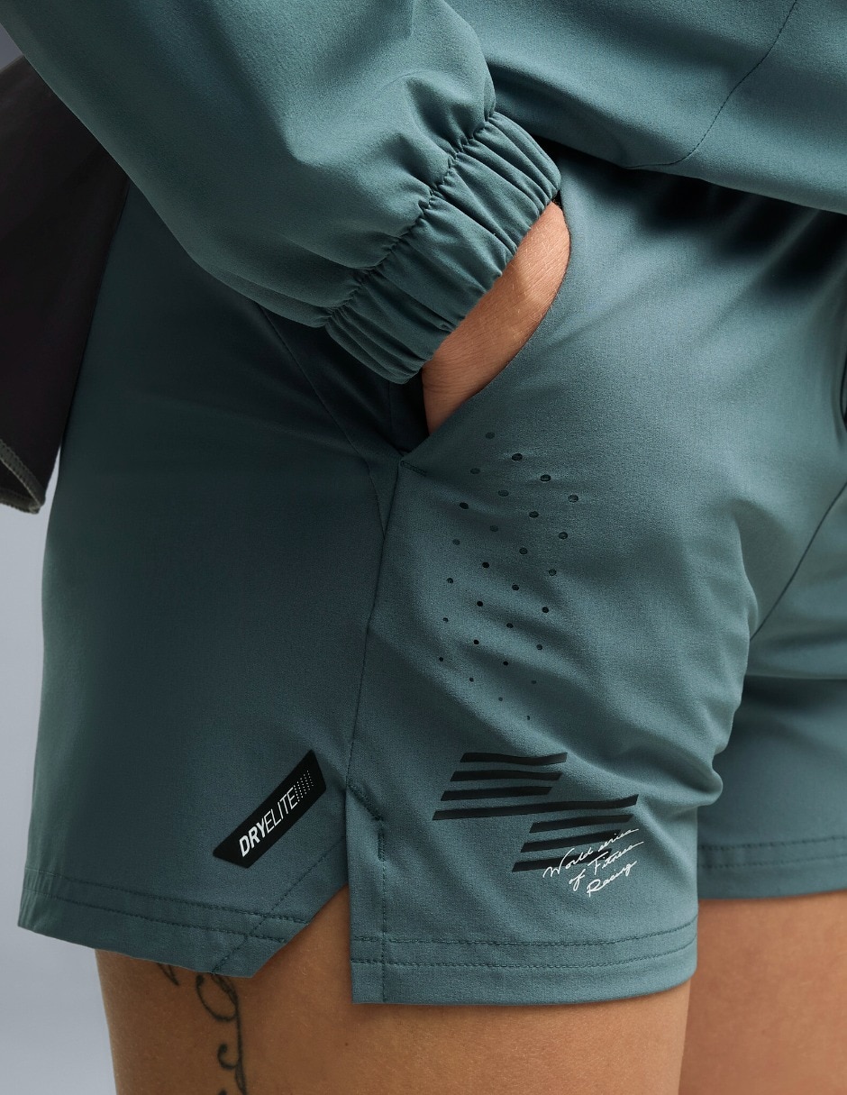 Short con bolsillos para entrenamiento mujer 6