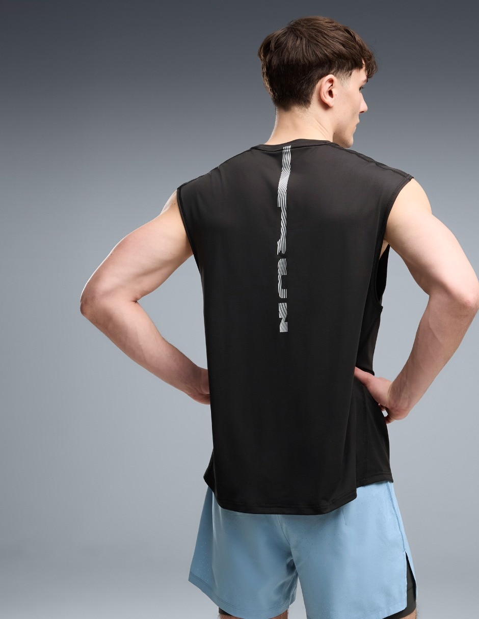 Playera deportiva para correr de hombre 2