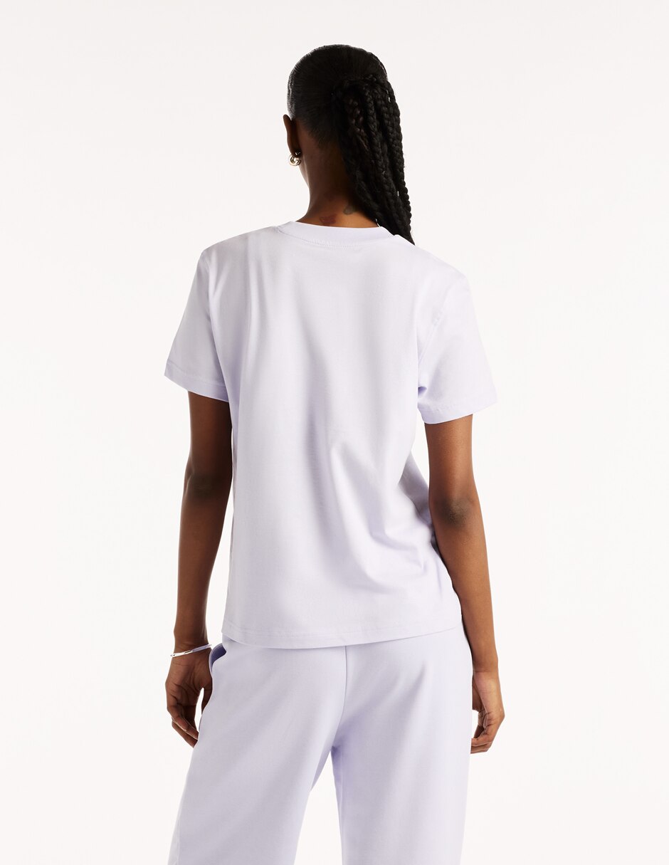 Playera deportiva para correr de mujer 4