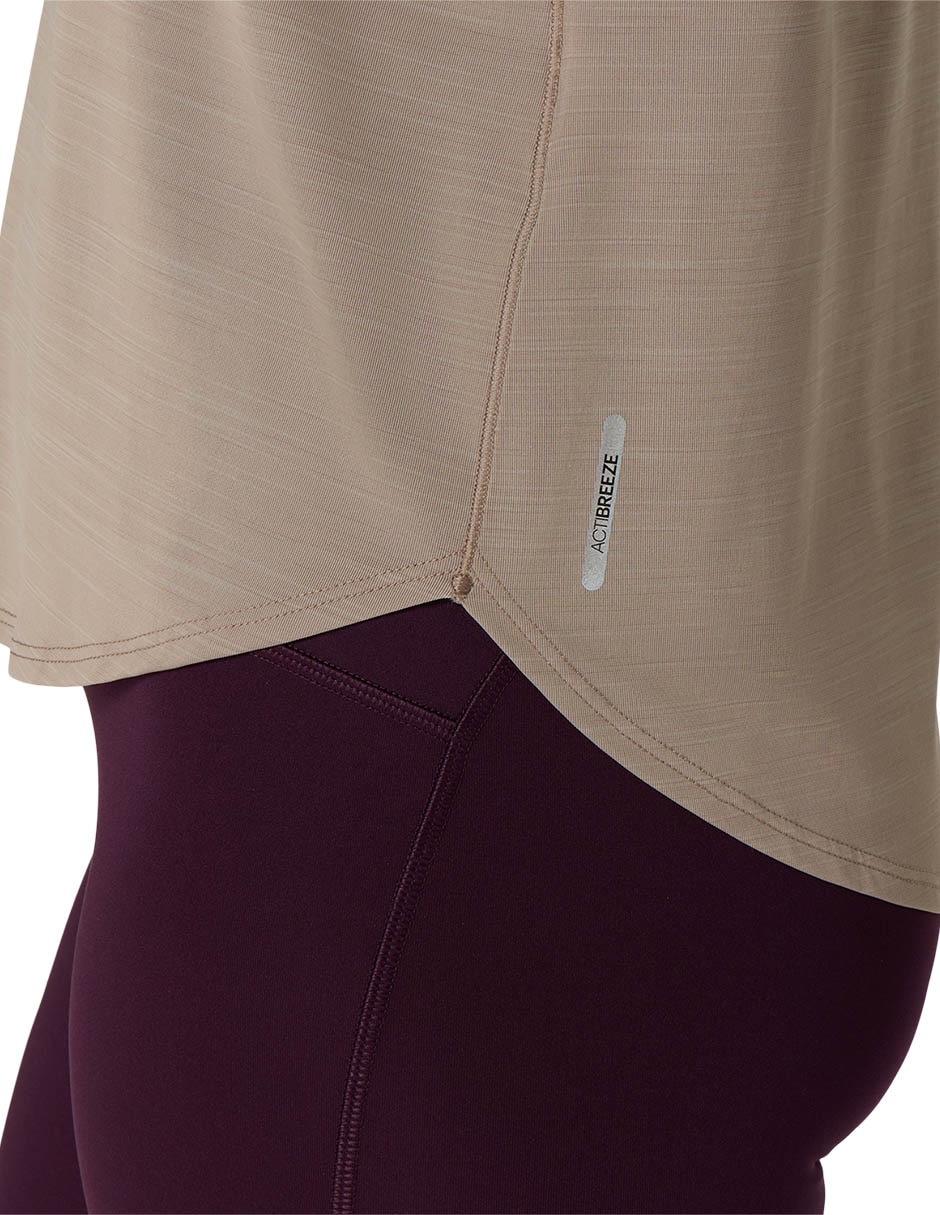 Playera deportiva para correr road de mujer 3